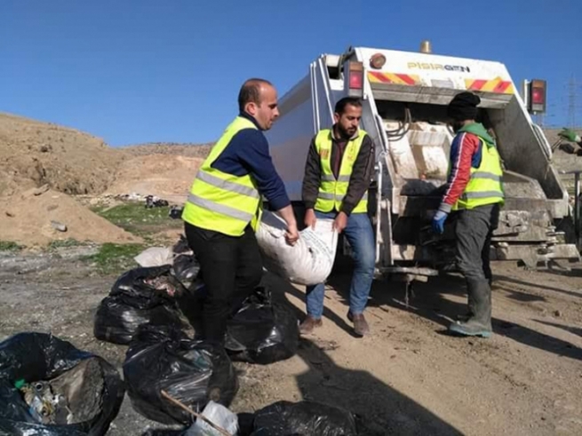 شوێنە سەیرانگاکانی شەقڵاو لە زبڵ و خاشاک پاک دەکرێنەوە